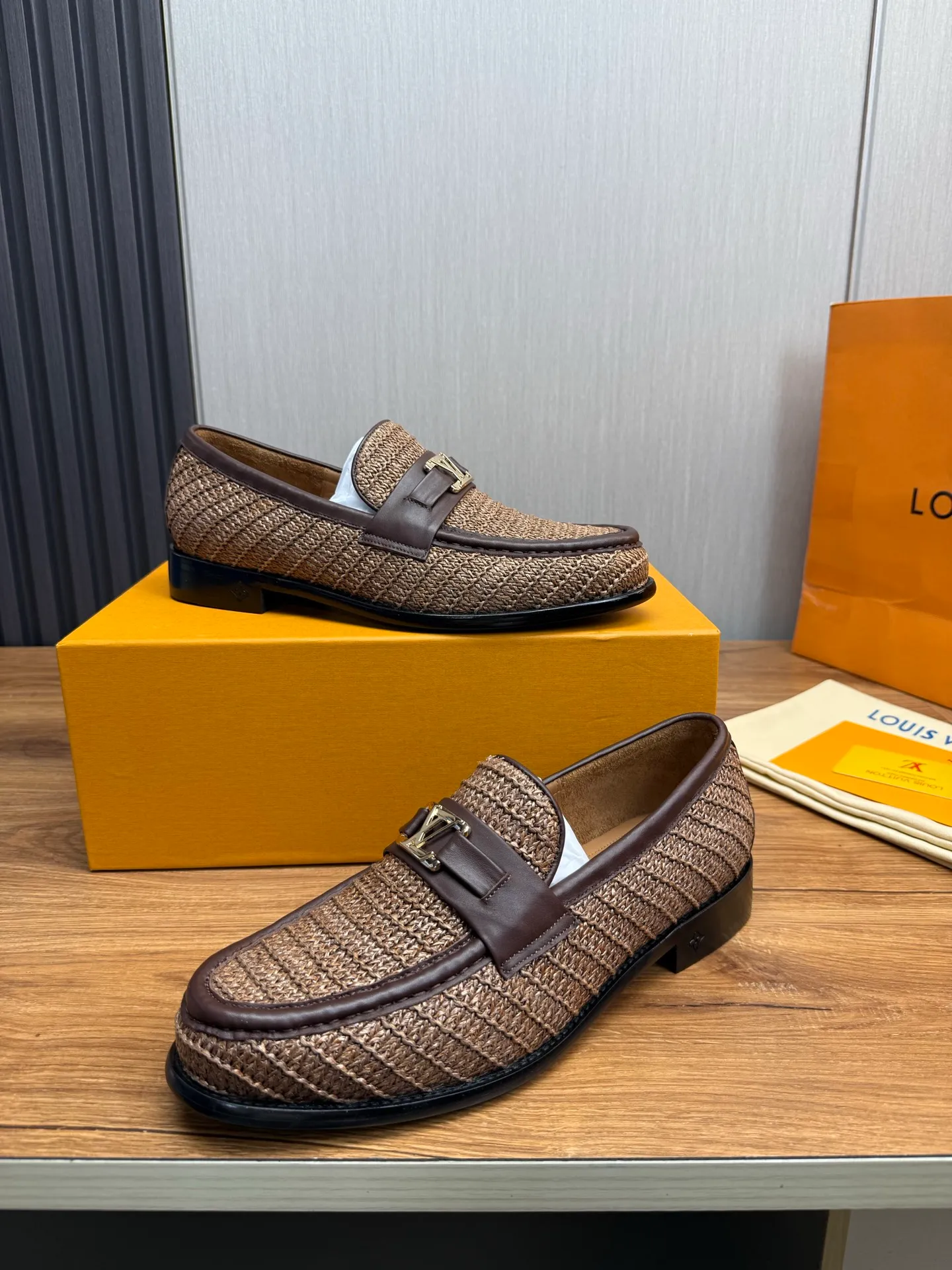 Factory 680💰 LV. Men's business casual leather shoes, all made of imported original brand leather, just to create a more comfortable wearing experience, original non-slip and wear-resistant outsole ✔️16-45 (38.45 non-returnable)